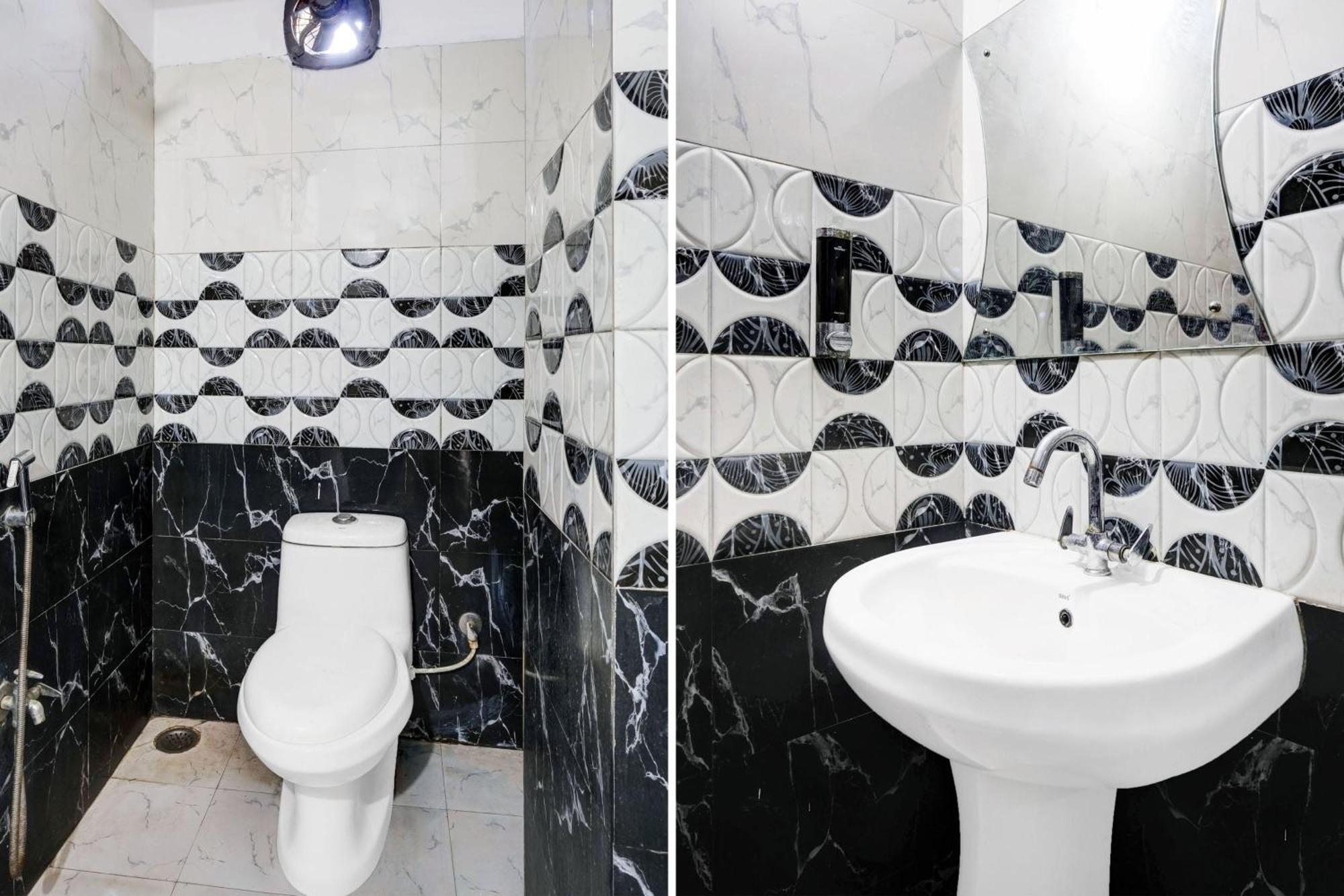 Super Hotel O Noonmati Guwahati Formerly Hotel Sundari מראה חיצוני תמונה